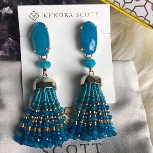 Kendra Scott Dove earrings